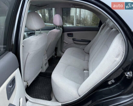 Черный Киа Черато, объемом двигателя 1.6 л и пробегом 220 тыс. км за 3300 $, фото 15 на Automoto.ua