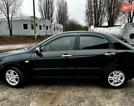 Чорний Кіа Черато, об'ємом двигуна 1.98 л та пробігом 240 тис. км за 5100 $, фото 6 на Automoto.ua