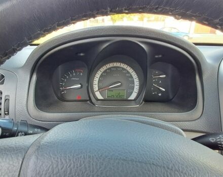 Черный Киа Черато, объемом двигателя 1.6 л и пробегом 258 тыс. км за 4300 $, фото 6 на Automoto.ua