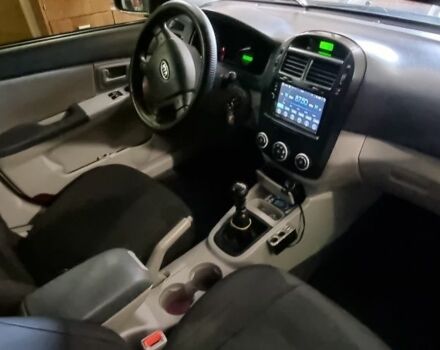 Черный Киа Черато, объемом двигателя 1 л и пробегом 193 тыс. км за 4600 $, фото 7 на Automoto.ua