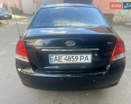 Чорний Кіа Черато, об'ємом двигуна 1.6 л та пробігом 290 тис. км за 5300 $, фото 9 на Automoto.ua