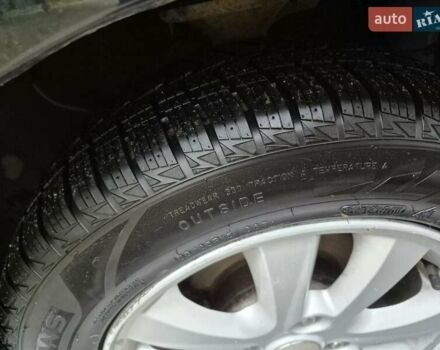 Черный Киа Черато, объемом двигателя 1.98 л и пробегом 180 тыс. км за 4500 $, фото 20 на Automoto.ua