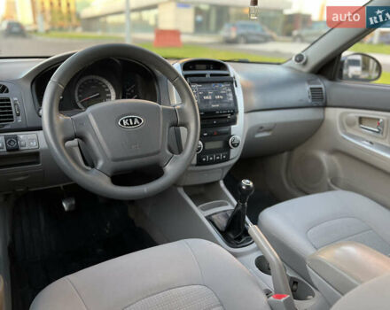 Киа Черато 2007 в Киеве на Automoto.ua Черный Киа Черато, объемом двигателя 1.98 л и пробегом 238 тыс. км за 4600 $, фото 7 на Automoto.ua