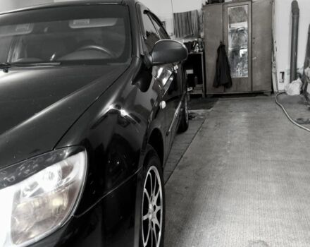 Черный Киа Черато, объемом двигателя 1 л и пробегом 193 тыс. км за 4600 $, фото 8 на Automoto.ua