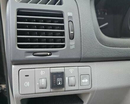 Киа Черато 2007 в Киеве на Automoto.ua Черный Киа Черато, объемом двигателя 1.59 л и пробегом 200 тыс. км за 1150 $, фото 14 на Automoto.ua