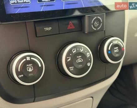 Чорний Кіа Черато, об'ємом двигуна 1.6 л та пробігом 224 тис. км за 4900 $, фото 48 на Automoto.ua