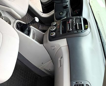 Черный Киа Черато, объемом двигателя 1.6 л и пробегом 204 тыс. км за 3700 $, фото 11 на Automoto.ua