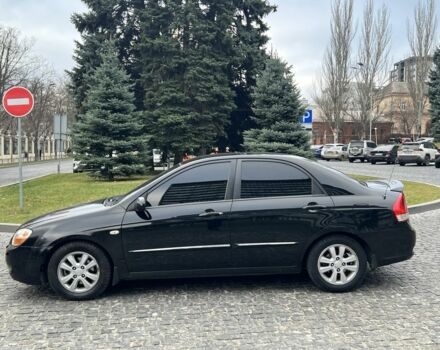 Чорний Кіа Черато, об'ємом двигуна 1.6 л та пробігом 300 тис. км за 4700 $, фото 2 на Automoto.ua