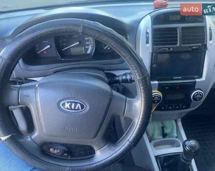 Черный Киа Черато, объемом двигателя 1.59 л и пробегом 166 тыс. км за 4600 $, фото 8 на Automoto.ua