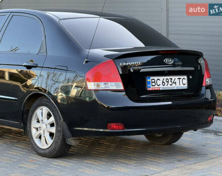 Черный Киа Черато, объемом двигателя 1.98 л и пробегом 180 тыс. км за 5750 $, фото 13 на Automoto.ua