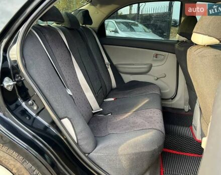 Чорний Кіа Черато, об'ємом двигуна 1.59 л та пробігом 76 тис. км за 5690 $, фото 10 на Automoto.ua