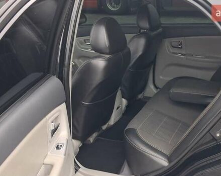 Кіа Черато 2008 у Кременчуге на Automoto.ua Чорний Кіа Черато, об'ємом двигуна 2 л та пробігом 193 тис. км за 5300 $, фото 10 на Automoto.ua