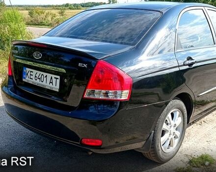 Черный Киа Черато, объемом двигателя 1.6 л и пробегом 178 тыс. км за 5500 $, фото 5 на Automoto.ua