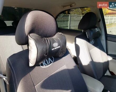 Чорний Кіа Черато, об'ємом двигуна 1.6 л та пробігом 335 тис. км за 5500 $, фото 17 на Automoto.ua