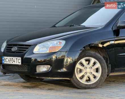 Черный Киа Черато, объемом двигателя 1.98 л и пробегом 180 тыс. км за 5750 $, фото 10 на Automoto.ua