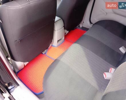 Чорний Кіа Черато, об'ємом двигуна 1.6 л та пробігом 335 тис. км за 5500 $, фото 13 на Automoto.ua