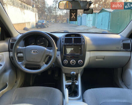 Черный Киа Черато, объемом двигателя 1.59 л и пробегом 158 тыс. км за 4500 $, фото 11 на Automoto.ua