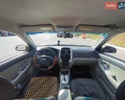 Черный Киа Черато, объемом двигателя 2 л и пробегом 298 тыс. км за 4250 $, фото 3 на Automoto.ua
