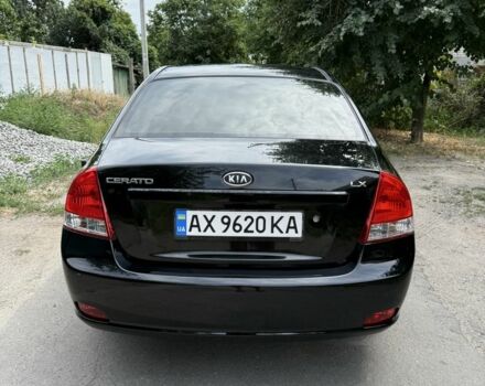 Чорний Кіа Черато, об'ємом двигуна 1.6 л та пробігом 180 тис. км за 4300 $, фото 7 на Automoto.ua