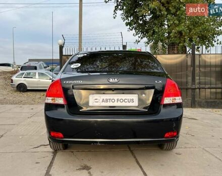 Чорний Кіа Черато, об'ємом двигуна 1.59 л та пробігом 76 тис. км за 5690 $, фото 5 на Automoto.ua