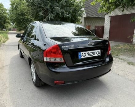 Чорний Кіа Черато, об'ємом двигуна 1.6 л та пробігом 180 тис. км за 4300 $, фото 8 на Automoto.ua