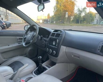 Чорний Кіа Черато, об'ємом двигуна 1.6 л та пробігом 299 тис. км за 4500 $, фото 20 на Automoto.ua