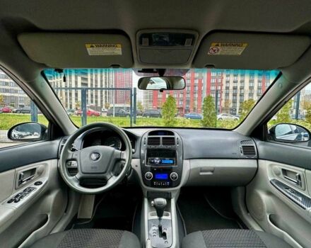 Чорний Кіа Черато, об'ємом двигуна 2 л та пробігом 270 тис. км за 4000 $, фото 8 на Automoto.ua