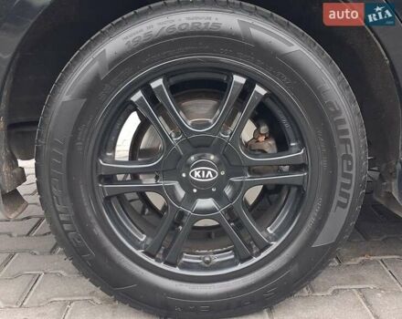 Кіа Черато 2008 у Кременчуге на Automoto.ua Чорний Кіа Черато, об'ємом двигуна 2 л та пробігом 193 тис. км за 5300 $, фото 16 на Automoto.ua