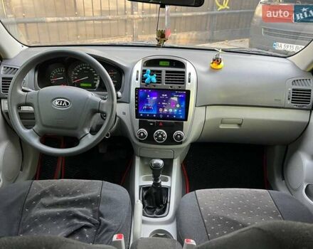 Чорний Кіа Черато, об'ємом двигуна 1.59 л та пробігом 75 тис. км за 6690 $, фото 12 на Automoto.ua