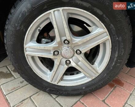 Чорний Кіа Черато, об'ємом двигуна 1.59 л та пробігом 192 тис. км за 4500 $, фото 5 на Automoto.ua