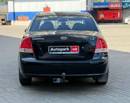 Чорний Кіа Черато, об'ємом двигуна 1.6 л та пробігом 239 тис. км за 5390 $, фото 3 на Automoto.ua