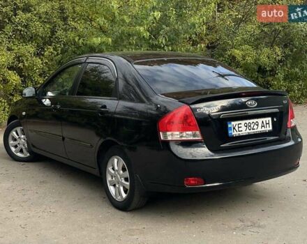 Черный Киа Черато, объемом двигателя 2 л и пробегом 173 тыс. км за 4800 $, фото 5 на Automoto.ua