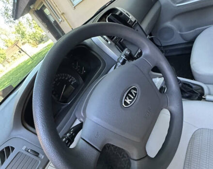 Чорний Кіа Черато, об'ємом двигуна 1.6 л та пробігом 16 тис. км за 8000 $, фото 5 на Automoto.ua
