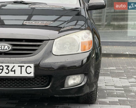 Черный Киа Черато, объемом двигателя 1.98 л и пробегом 180 тыс. км за 5500 $, фото 4 на Automoto.ua