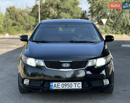 Черный Киа Черато, объемом двигателя 2 л и пробегом 170 тыс. км за 6199 $, фото 3 на Automoto.ua