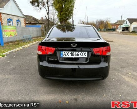 Черный Киа Черато, объемом двигателя 1.6 л и пробегом 200 тыс. км за 5650 $, фото 4 на Automoto.ua