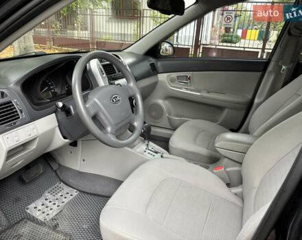 Черный Киа Черато, объемом двигателя 1.98 л и пробегом 265 тыс. км за 5450 $, фото 15 на Automoto.ua