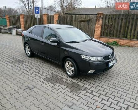 Черный Киа Черато, объемом двигателя 1.59 л и пробегом 253 тыс. км за 5300 $, фото 4 на Automoto.ua