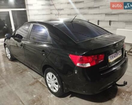 Черный Киа Черато, объемом двигателя 1.59 л и пробегом 180 тыс. км за 6800 $, фото 3 на Automoto.ua