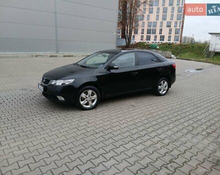 Черный Киа Черато, объемом двигателя 1.59 л и пробегом 253 тыс. км за 5300 $, фото 5 на Automoto.ua