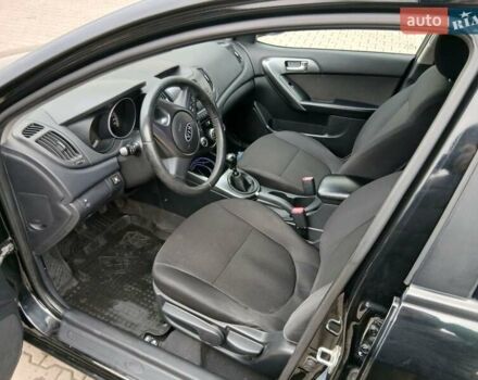 Черный Киа Черато, объемом двигателя 1.59 л и пробегом 253 тыс. км за 5300 $, фото 15 на Automoto.ua