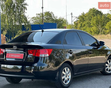 Киа Черато 2009 в Днепре (Днепропетровске) на Automoto.ua Черный Киа Черато, объемом двигателя 2 л и пробегом 162 тыс. км за 5700 $, фото 2 на Automoto.ua