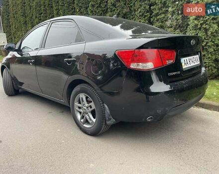 Чорний Кіа Черато, об'ємом двигуна 1.59 л та пробігом 203 тис. км за 6100 $, фото 4 на Automoto.ua