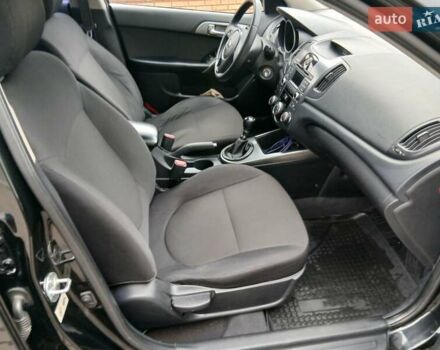 Черный Киа Черато, объемом двигателя 1.59 л и пробегом 253 тыс. км за 5300 $, фото 22 на Automoto.ua