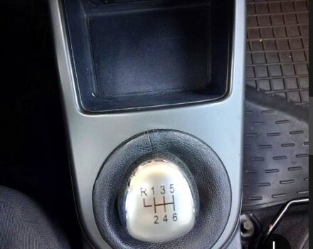 Черный Киа Черато, объемом двигателя 1.6 л и пробегом 300 тыс. км за 4999 $, фото 3 на Automoto.ua