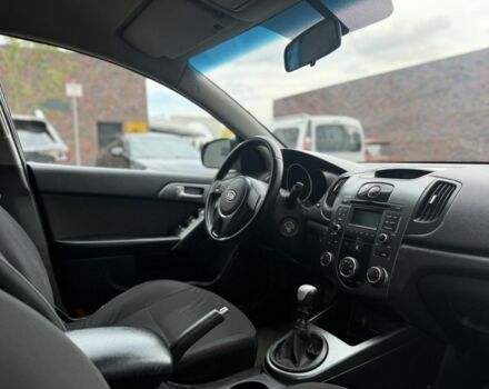 Кіа Черато 2009 у Дніпро (Дніпропетровську) на Automoto.ua Чорний Кіа Черато, об'ємом двигуна 1.6 л та пробігом 182 тис. км за 5200 $, фото 2 на Automoto.ua