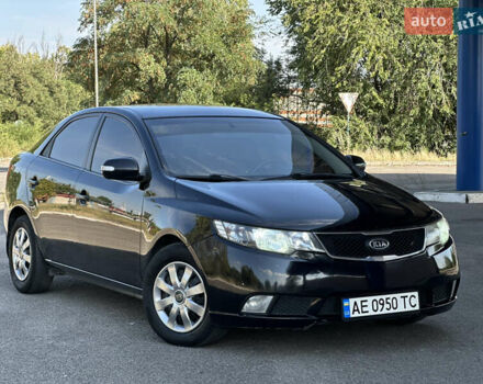Черный Киа Черато, объемом двигателя 2 л и пробегом 170 тыс. км за 6199 $, фото 9 на Automoto.ua
