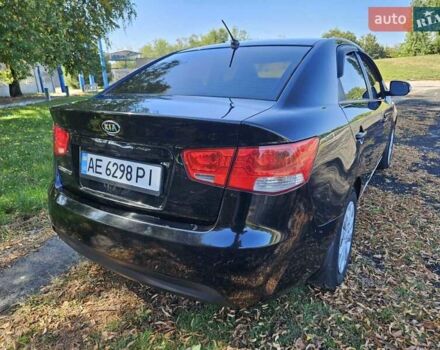 Черный Киа Черато, объемом двигателя 1.59 л и пробегом 179 тыс. км за 7200 $, фото 15 на Automoto.ua