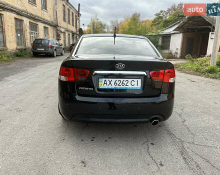 Черный Киа Черато, объемом двигателя 1.98 л и пробегом 166 тыс. км за 7500 $, фото 7 на Automoto.ua