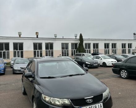 Черный Киа Черато, объемом двигателя 2 л и пробегом 300 тыс. км за 5499 $, фото 1 на Automoto.ua